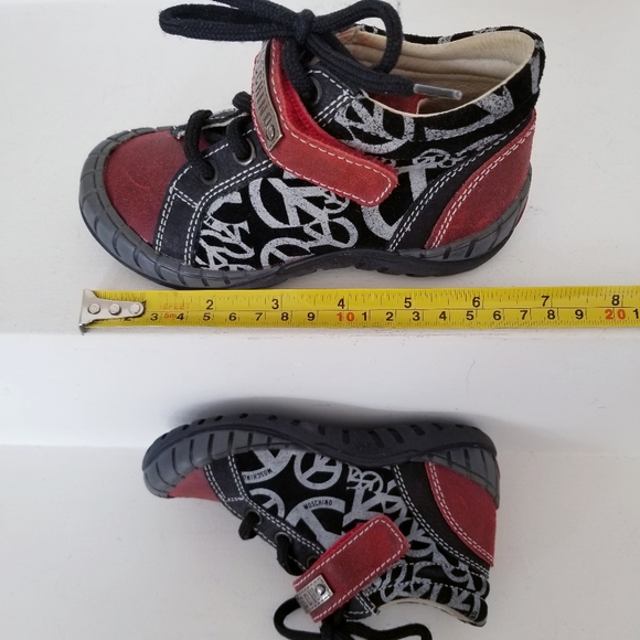 MOSCHINO Trendy Toddler Sneaker Booties - Picture 6 of 7